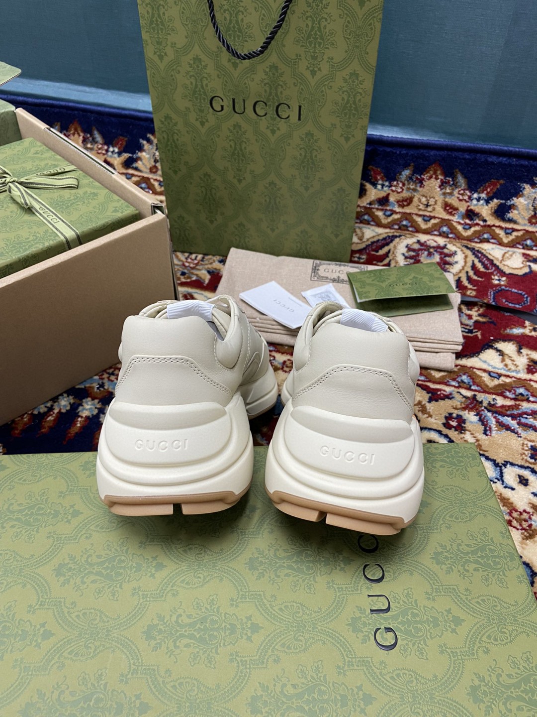 Gvc*1 Women’s Rhyton Sneakers With Logo Print White Ivory For Women 6548636 DRW00 9022