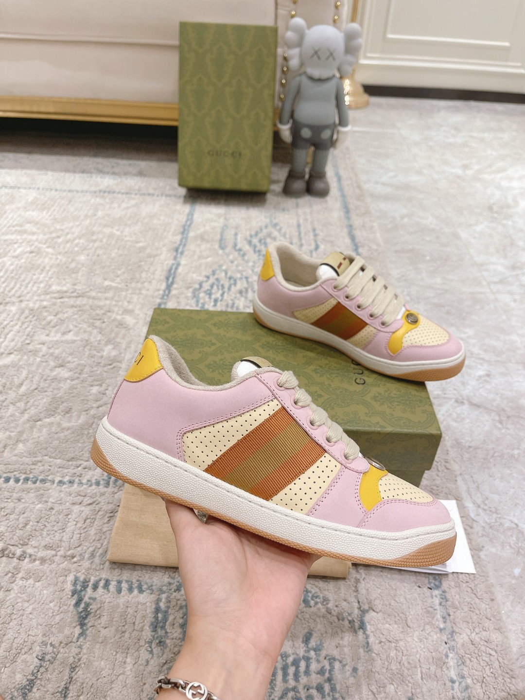 Gvc*1 Lovelight Screener Sneaker Pale Pink For Men GG Shoes 708295 0YIA0 6960