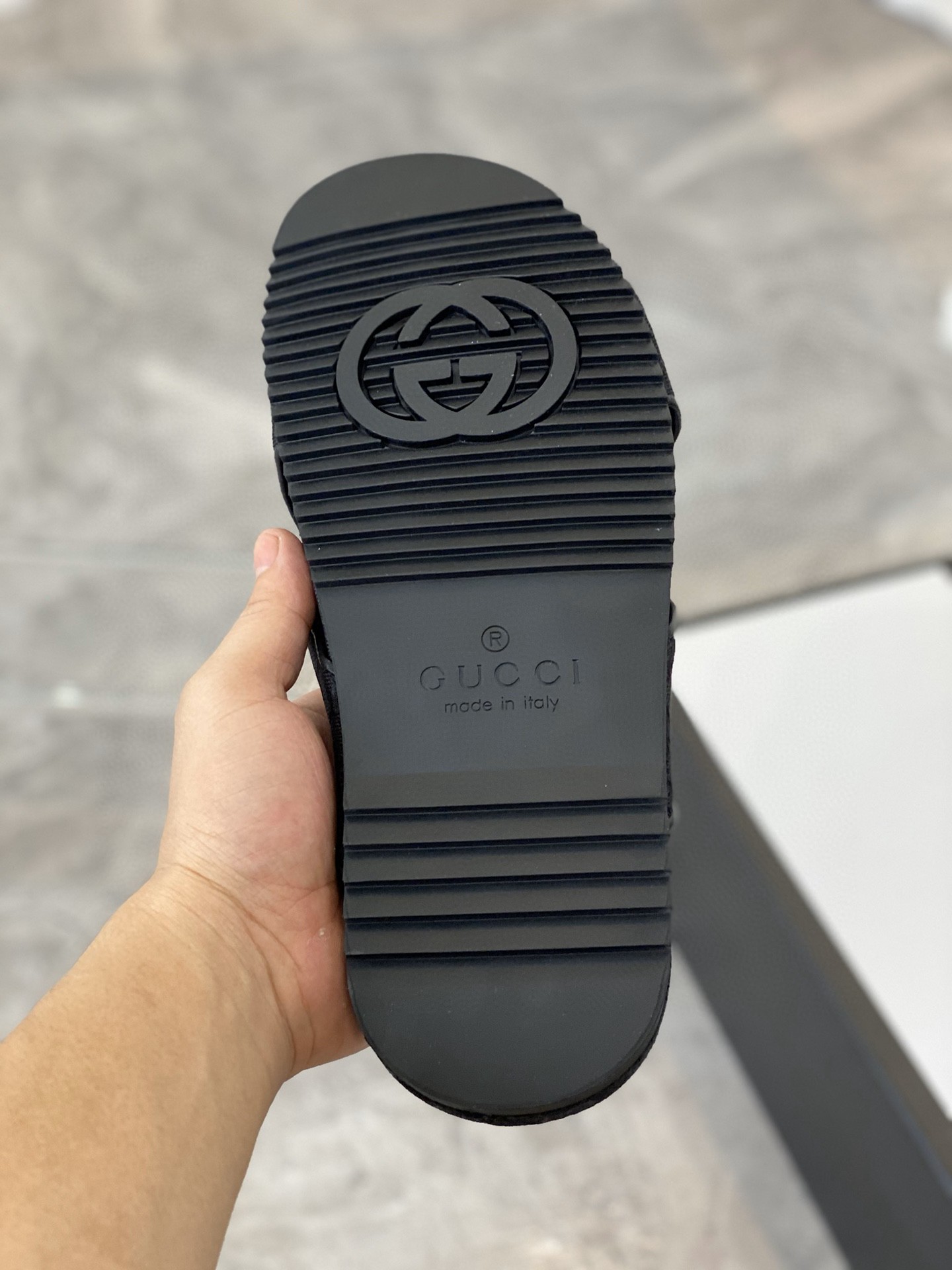 Gvc*1 Men’s GG Crisscross Slide Sandals Black For Men 429362