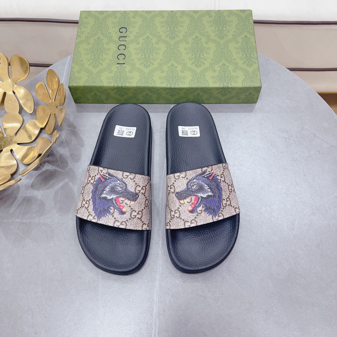 Gvc*1 Women’s Gvc*1 Svp*me Slides With Wolf Black And Gray For Women 408508