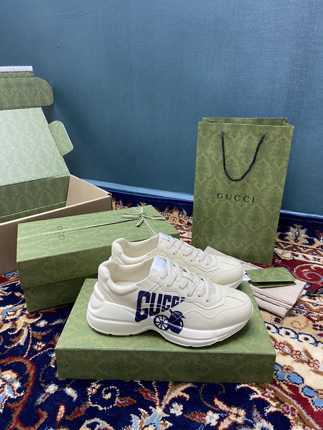 Gvc*1 Men’s Rhyton Sneakers With Lemon Gvc*1 White Ivory For Men 684899 DRW00 9522