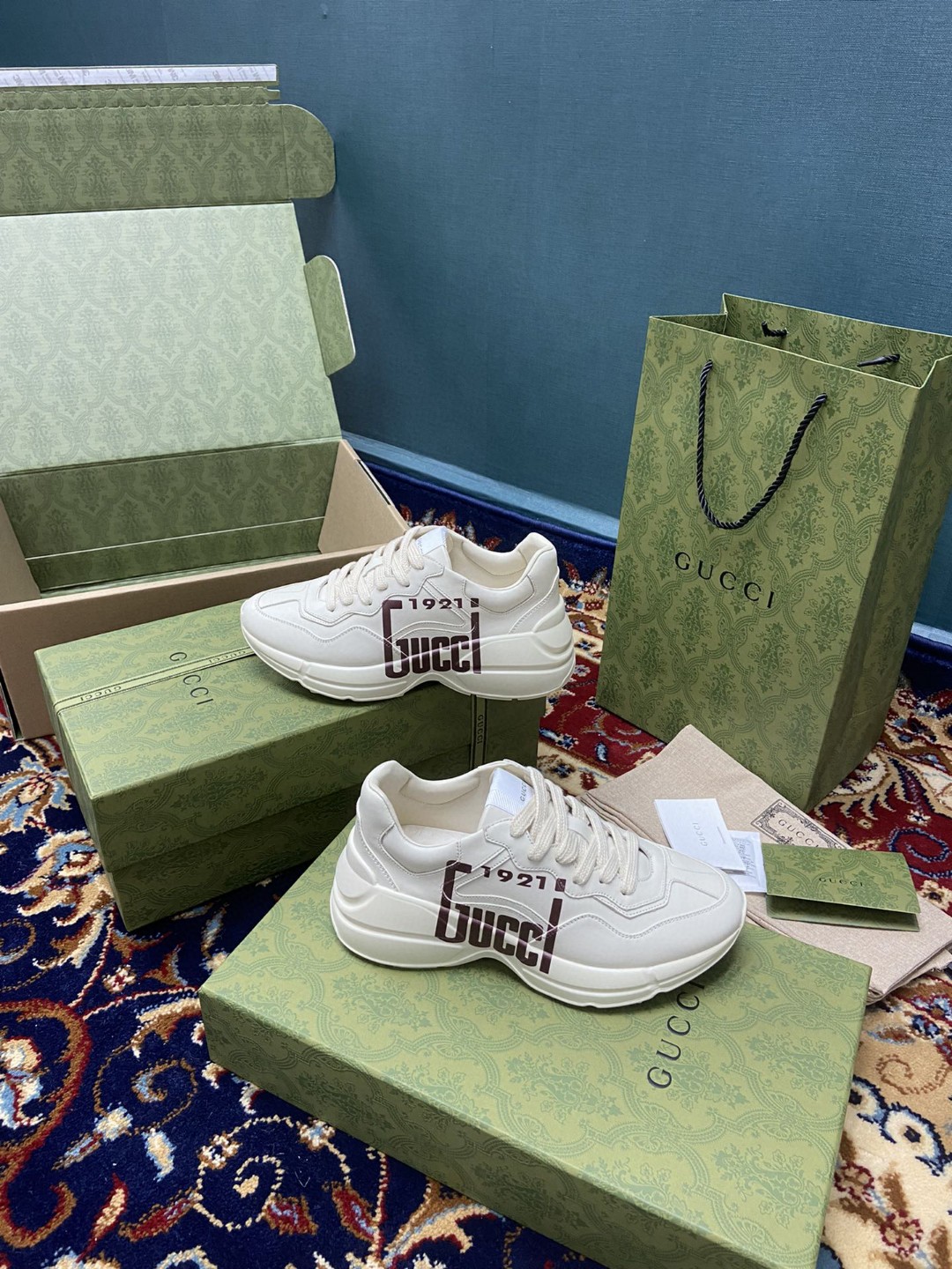 Gvc*1 Men’s Rhyton Sneakers With Logo 1921 Gvc*1 White Ivory For Men 684896 DRW00 9522