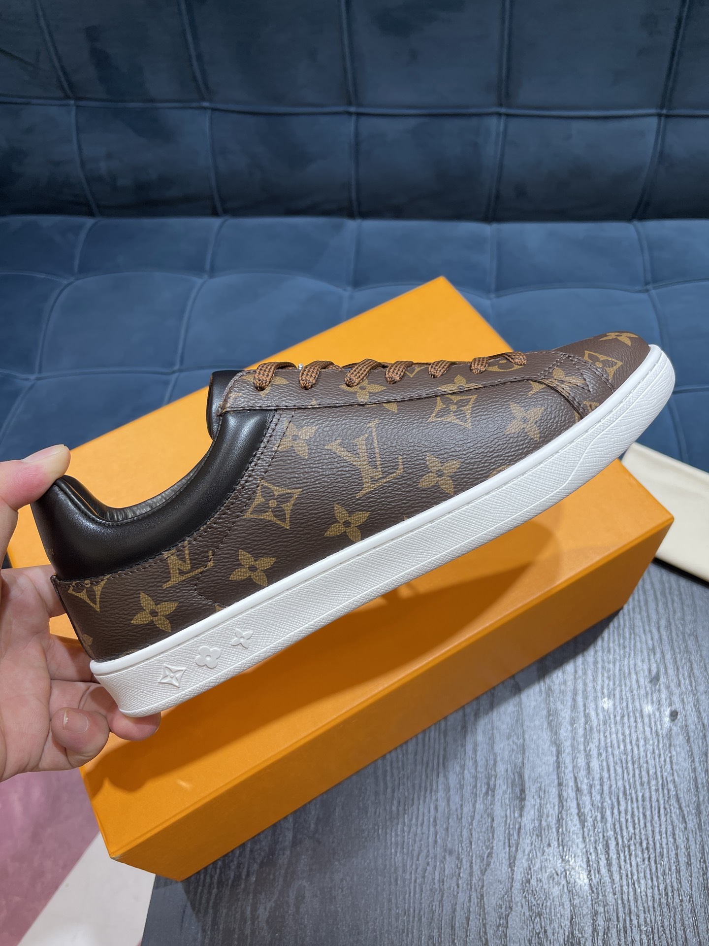 L0vis VuittionLuxembourg Sneaker Brown For Men LV 1A4PAF