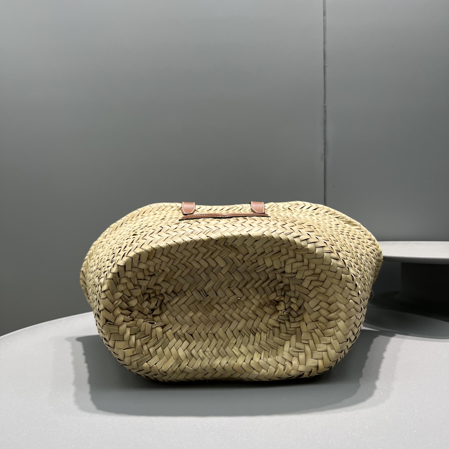Ce1i*e Teen Triomphe Ce1i*e Classic Panier In Palm Leaves With Heart Patch Brown For Women 10in/25cm 194002DUI.04LU