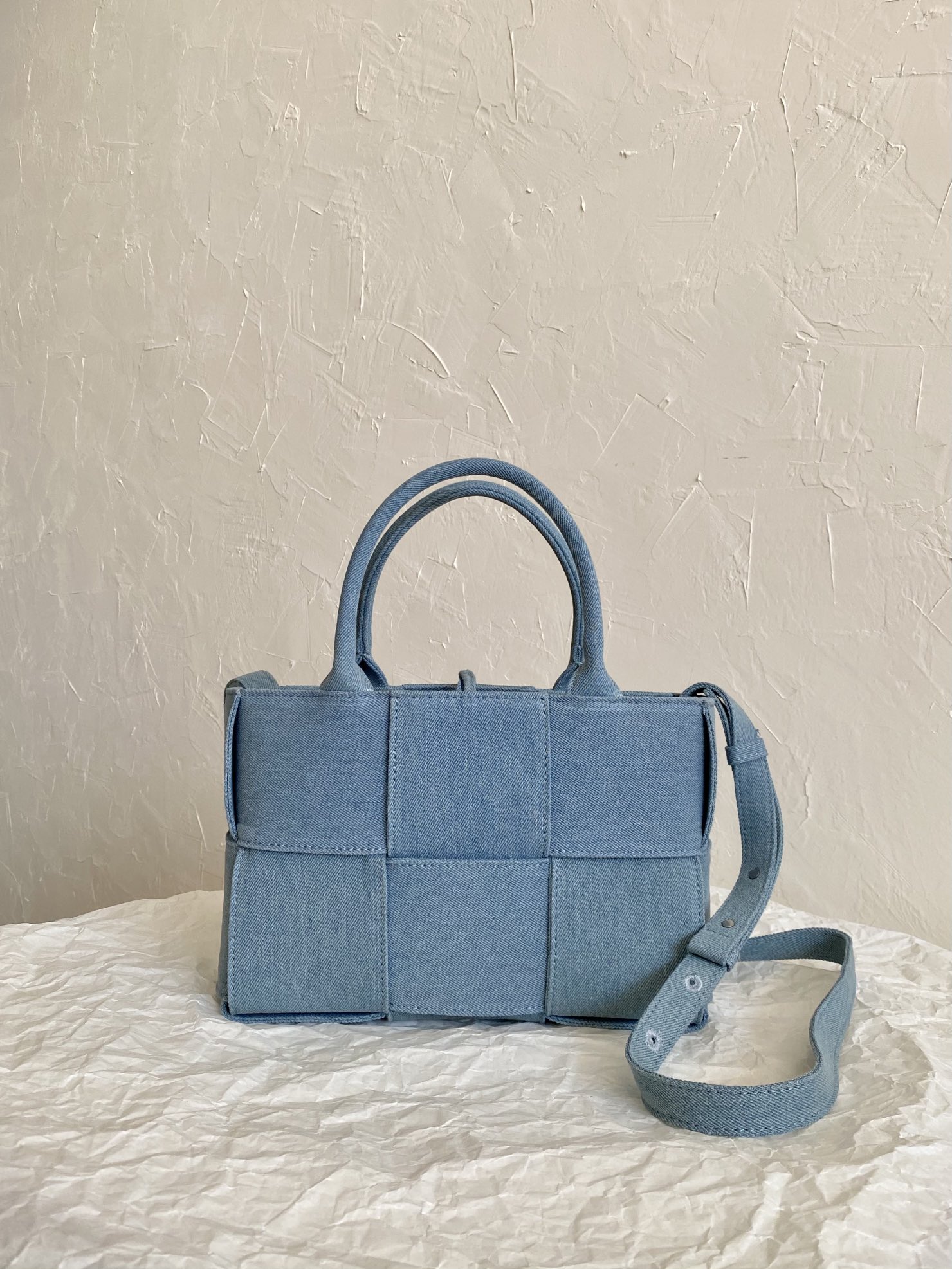 B0tt*ga Ven*ta Mini Arco Tote Bag Grey, For Women, Women’s Bags 9.8in/25cm