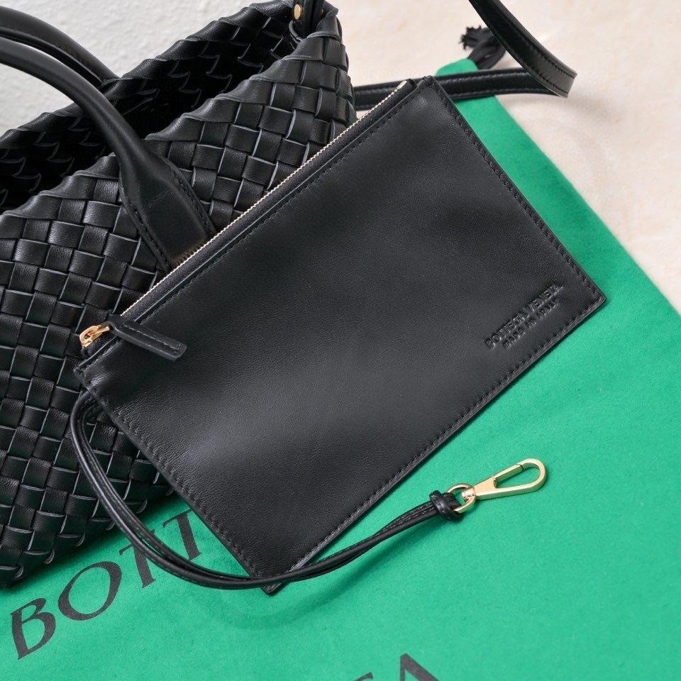 B0tt*ga Ven*ta Mini Cabat Black, For Women, Women’s Bags 7.9in/20cm 709464V1OW18425