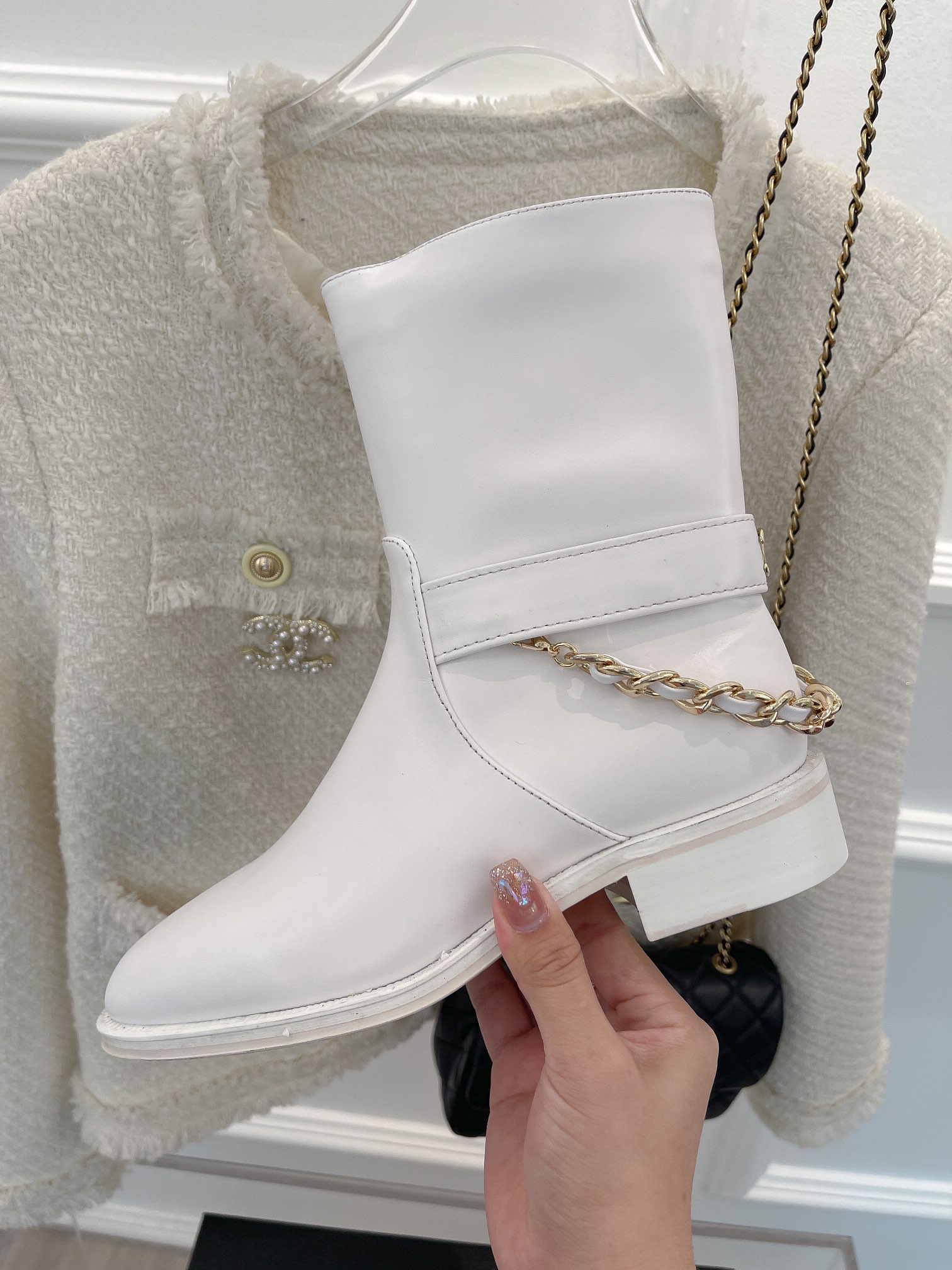 Ch**el Women’s Ankle Boots With Chain White For Women 1.5in/4cm