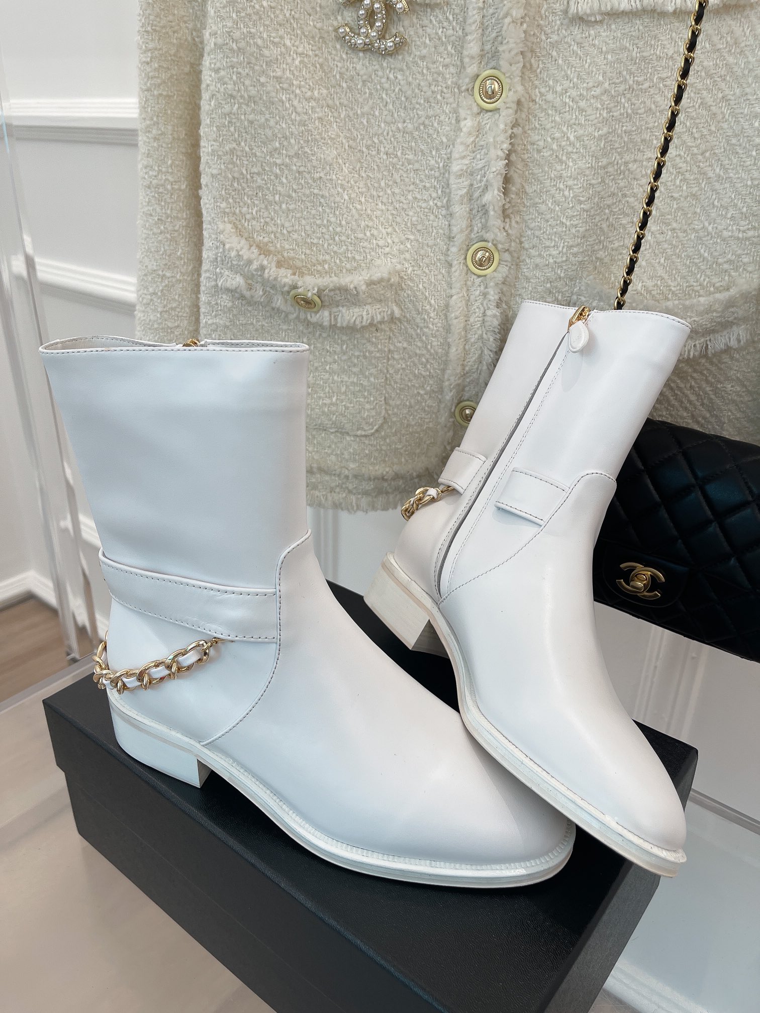 Ch**el Women’s Ankle Boots With Chain White For Women 1.5in/4cm